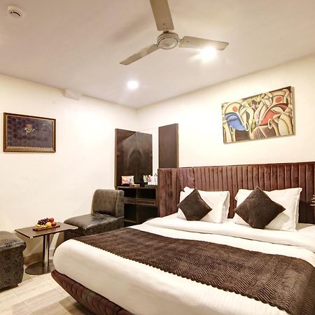 Hotel Wk Comfort - Near White Clove 뉴델리 외부 사진
