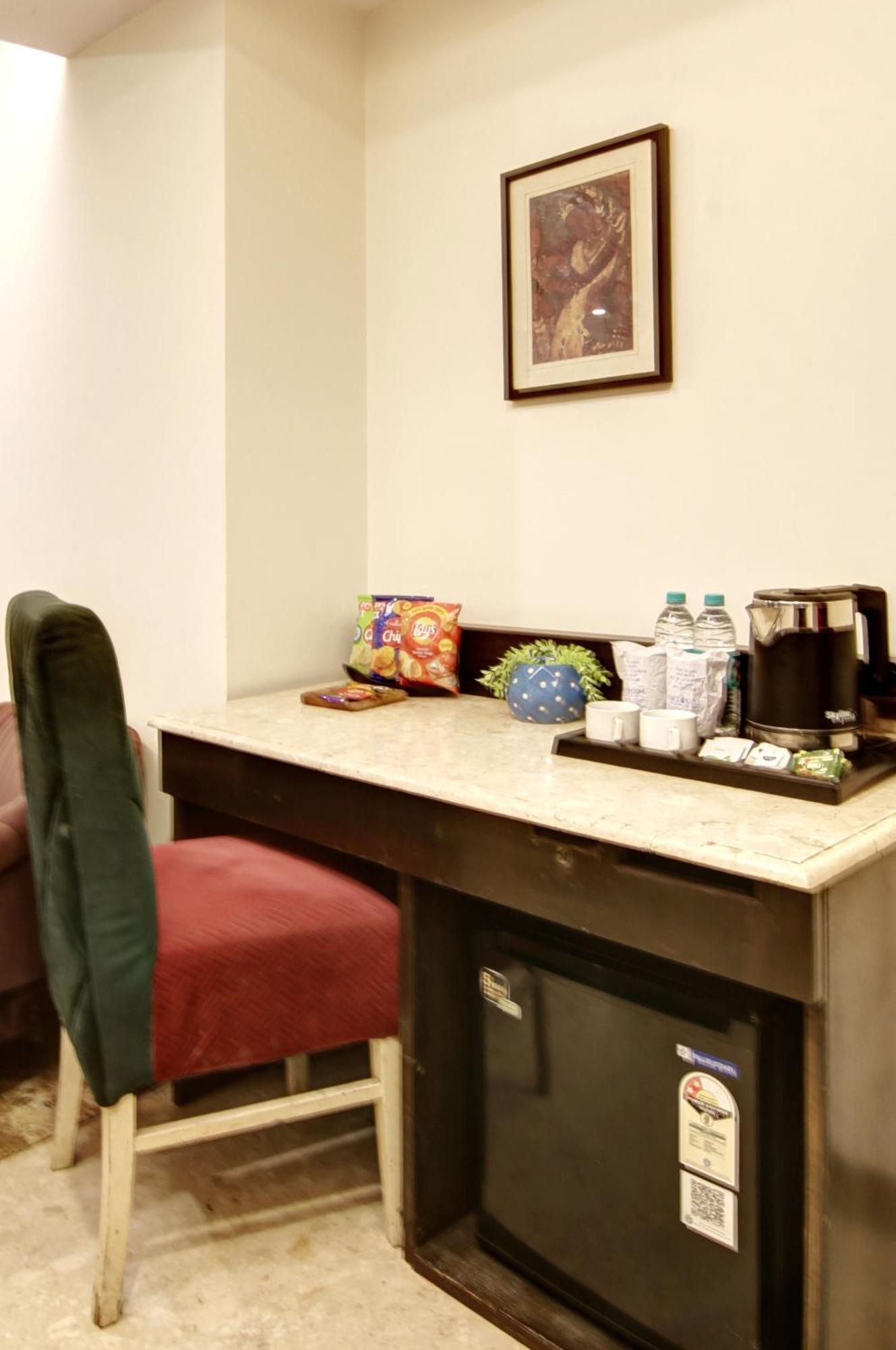 Hotel Wk Comfort - Near White Clove 뉴델리 외부 사진