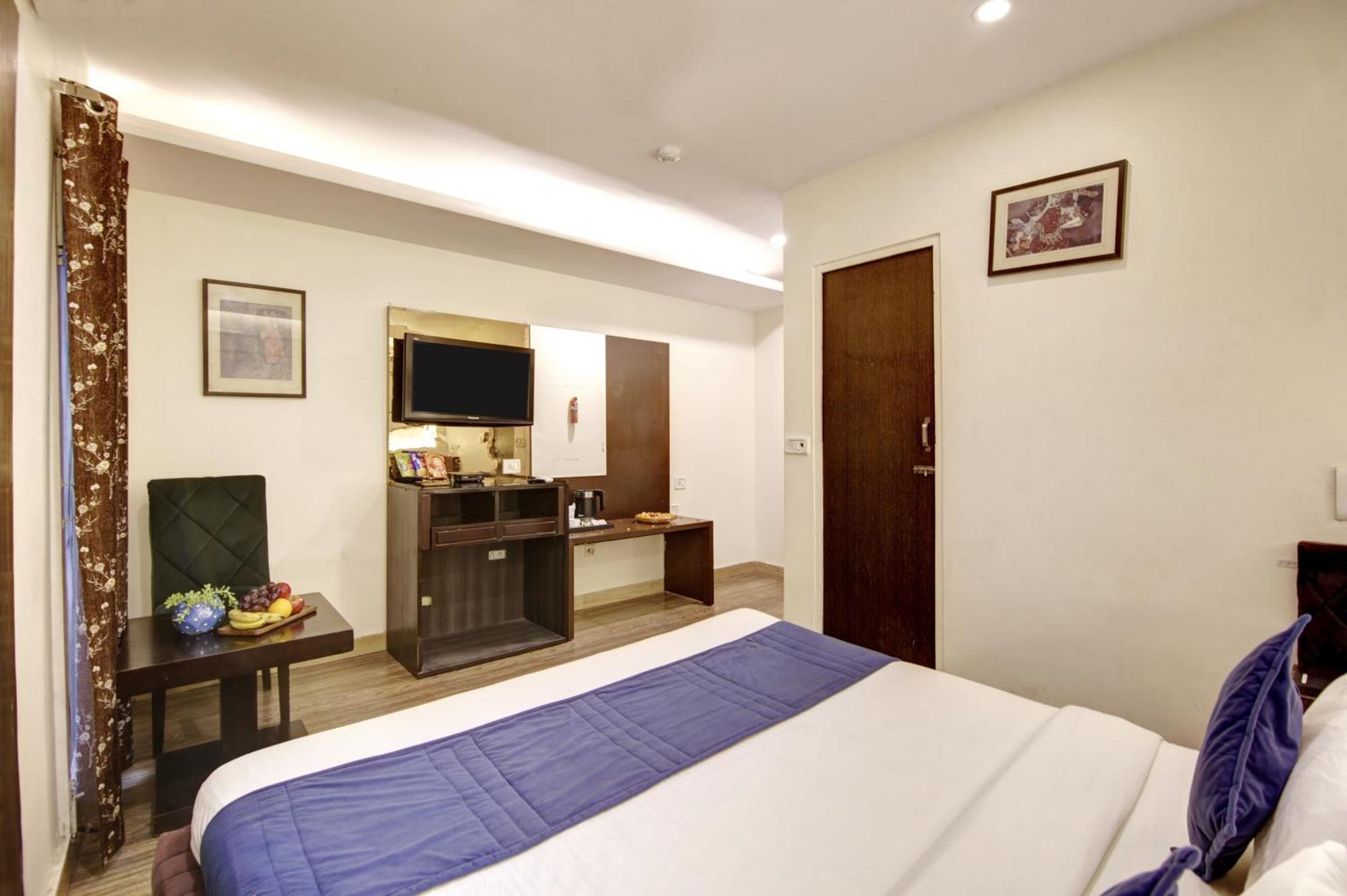 Hotel Wk Comfort - Near White Clove 뉴델리 외부 사진