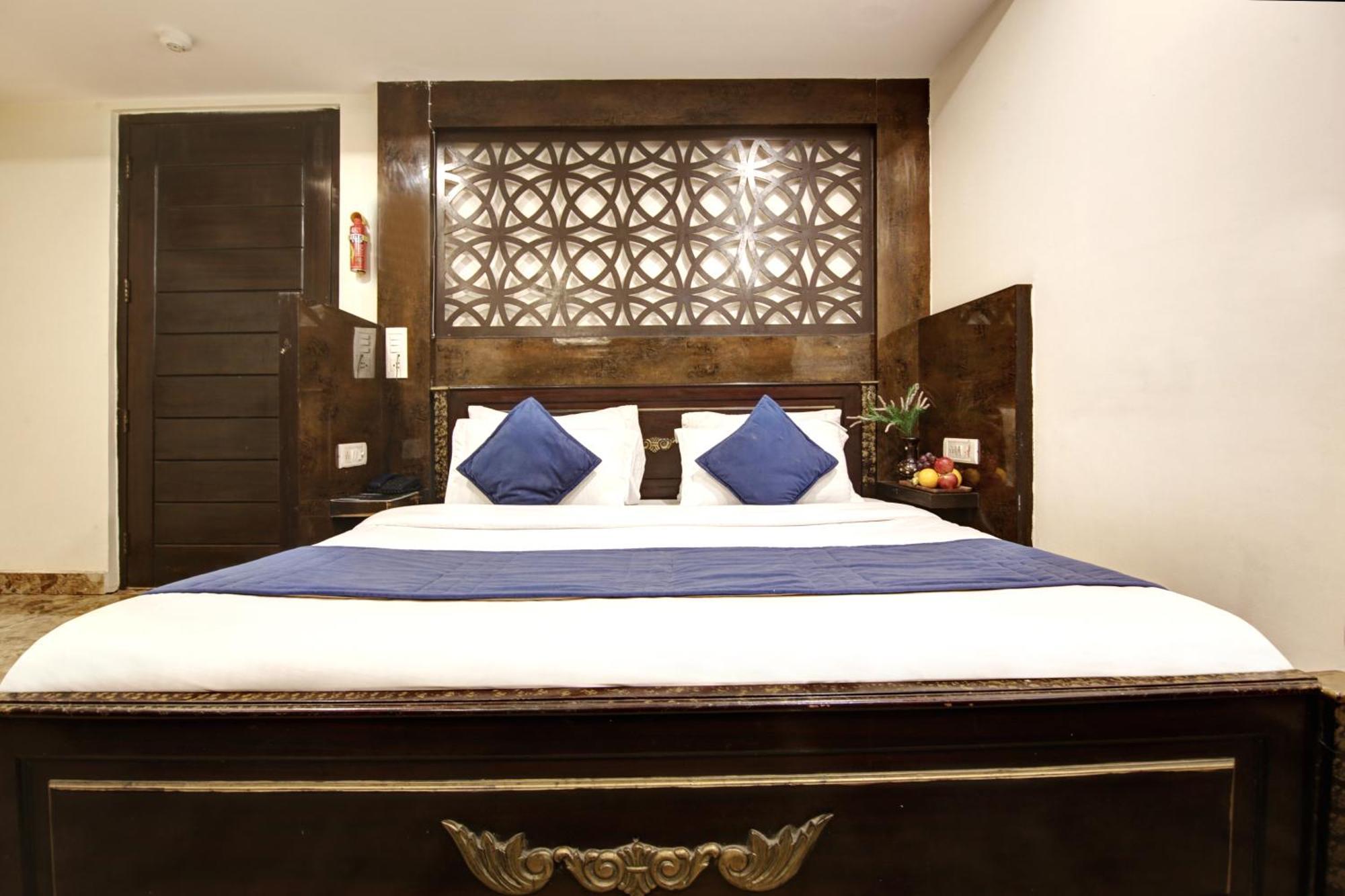 Hotel Wk Comfort - Near White Clove 뉴델리 외부 사진